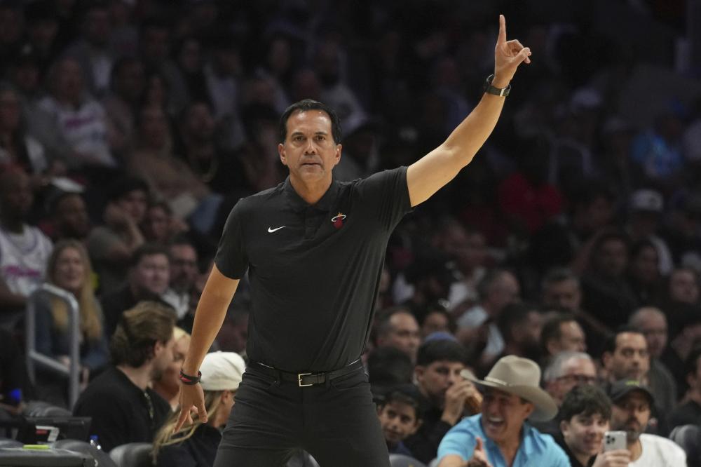 威风不再 威风不再